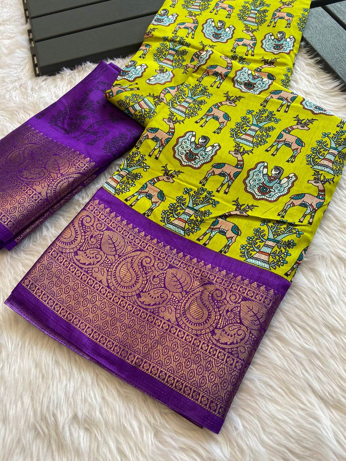 Dolla Silk Saree with Weaving Border - Raj Panchi