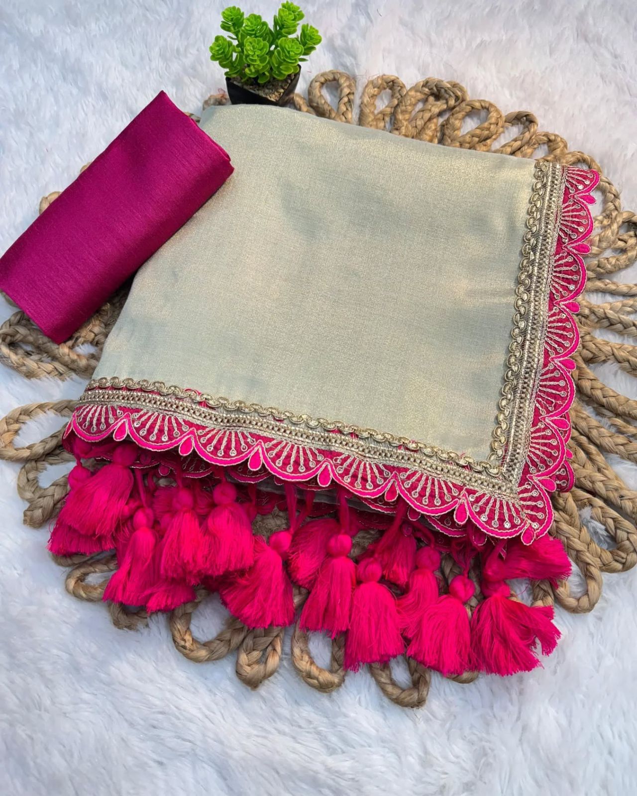 Iroda Silk Saree - Raj Panchi